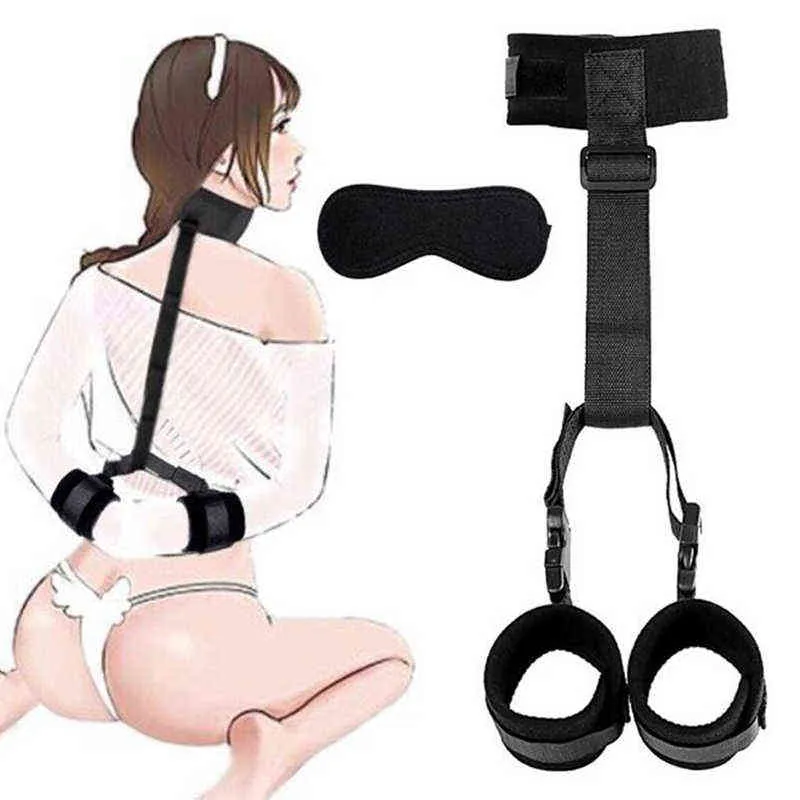 Nxy Giocattolo per adulti del sesso Manette per collo Catene BDSM Bondage Collari per schiavo per donne Prodotti di ritenuta Flirt Attrezzature per l'allenamento 1225