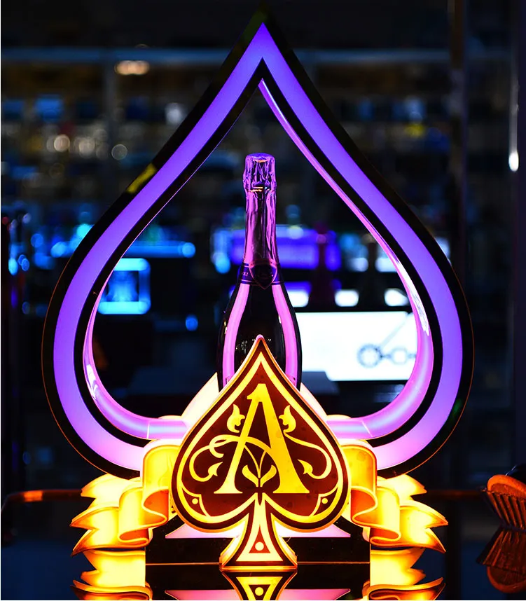 Benutzerdefiniertes Logo Glorifier Display VIP-Service Ace of Spade Champagnerflaschenpräsenter für Nachtclub, Lounge, Hochzeit, Party, Bar, KTV