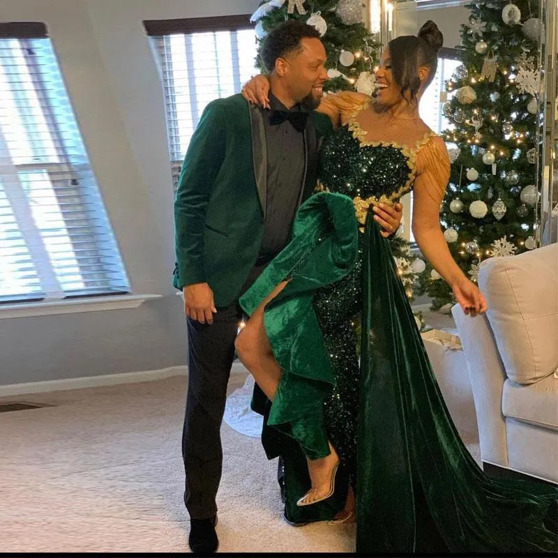 Hunter Green Glitter Evening Dress with Detachable Velvet Train and Beaded Applique from Dhgate Evening Dresses - price 153.95 Hunter Green Glitter Evening Dress with Detachable Velvet Train and Beaded Applique from Dhgate Evening Dresses - price 153.95