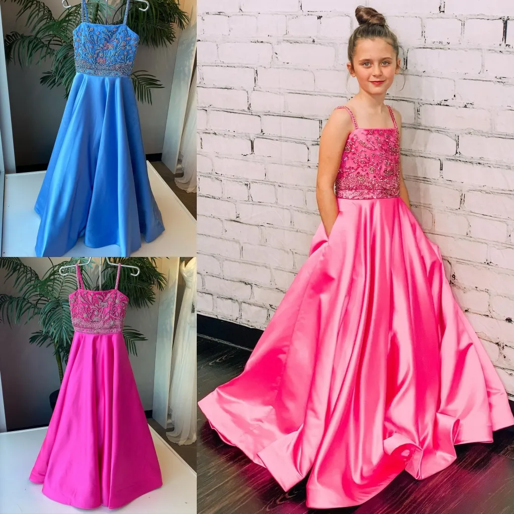 Fuksja Dziewczyna Korowód Dress 2021 Kieszenie Frezowanie Bodice Spaghetti Neck A-Line Zipper Blue Satin Kids Prom Party Cocktail Urodziny Nosić Suknia