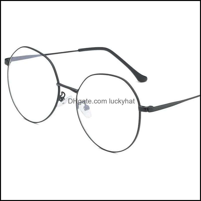 Fashion Sunglasses Frames 2021 Designer Woman Glasses Optical Metal Round Frame Clear Lens Eyewear Black Silver Gold Eye Men 632