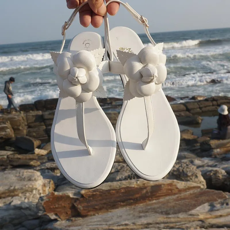 Platt sandal kvinna boho camellia blomma flat häl pinched-toe beach resort med en strappy sandal storlek 34-42