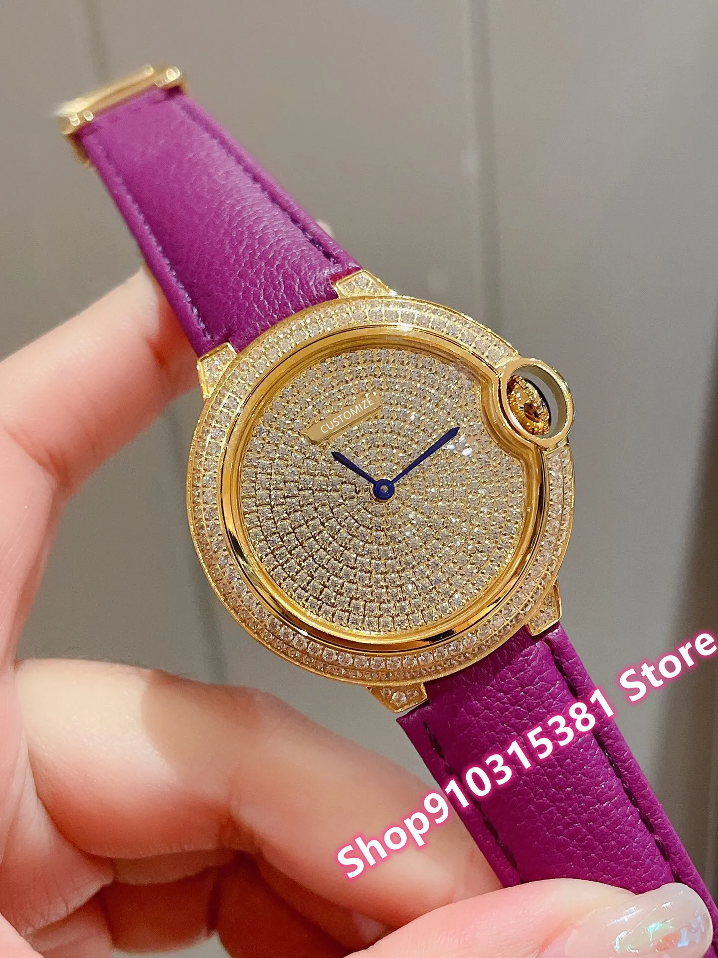 豪華なブランドの女性の男性の黄色いゴールドのフルダイヤモンドウォッチステンレススチールクォーツ時計のためのカップル紫色のレザークロックAAA + 36mm