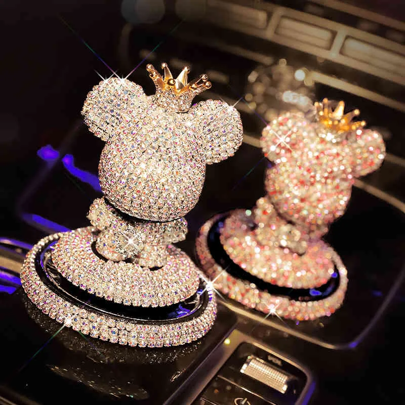 Söt Toon Gloomy Bear Diamond Ornament Solid Air Freshener Auto Dashboard Inredning Crystal Car Perfume Sticker