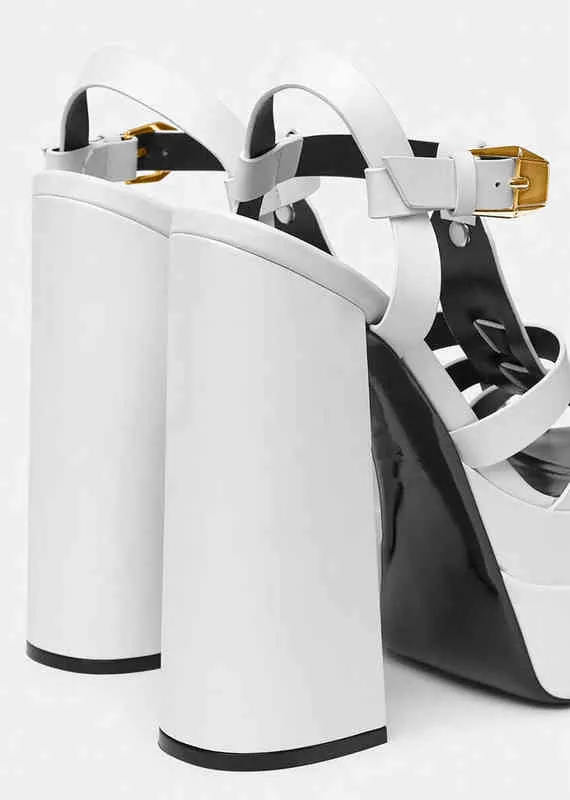 2022 Europäische und amerikanische hochhackige Sandalen mit rundem Kopf und dickem Absatz, zweilagige Wasserplattform, große Damenschuhe