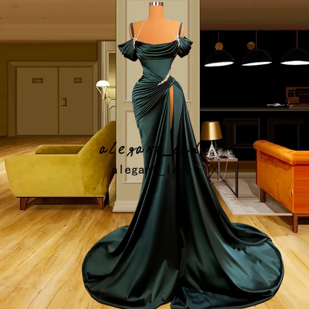 Abendkleider Dunkelgrüne Abendkleider Lange Meerjungfrau sexy Schlitz Spaghetti Kristall Elegantes Aso Ebi Promi-Abschlussball-Anlasskleid