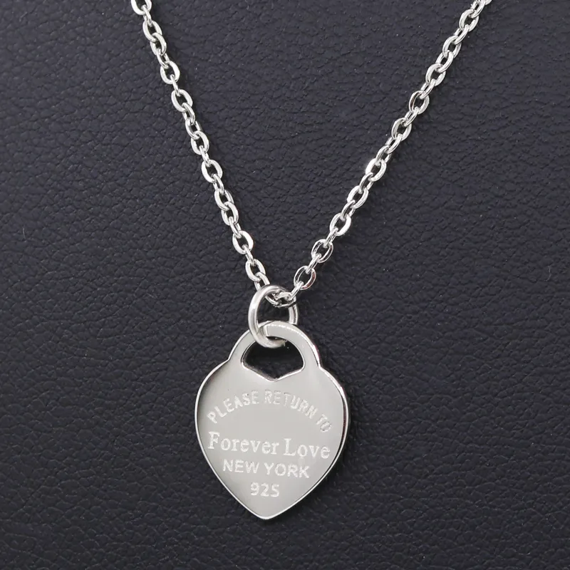 Neueste einzigartiges Design Single Heart Charms Anhänger Halsketten Frauen Schmuck Titan Stahl ausgezeichnete Qualität Return to Forever Love Kragen