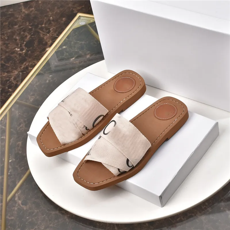 2021 Retro Slippers Letter Sandals Shoes Flops Genuine Leather Casual Ladies Flat Slipper Summer Outdoor Beach Loafer Party Holiday Fashion Women Shoe