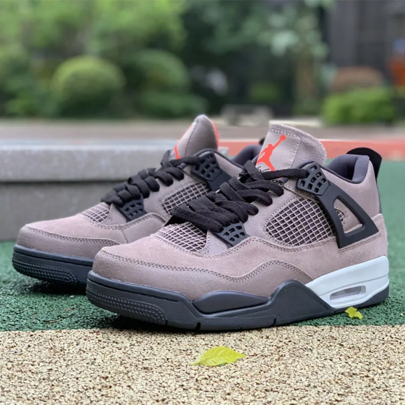 White best sale jordans trainers
