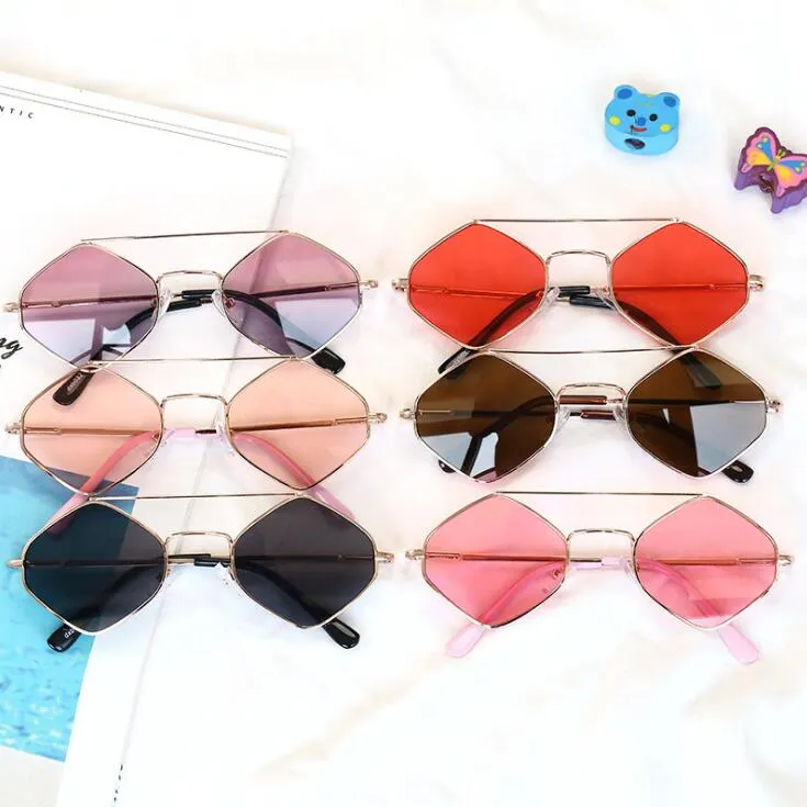 Metal Polygon Shaped Sunglasses Baby Girls Hexagon UV Protection Eyewear Sun Glasses Double Beam Diamond Frame Children Sunglass Street Shot