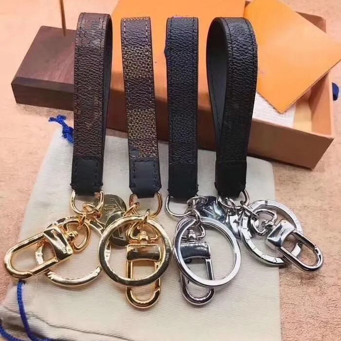 Le plus récent porte-clés en cuir de haute qualité porte-clés porte-clés marque porte-clés sac porte-clés avec boîte-cadeau de marque