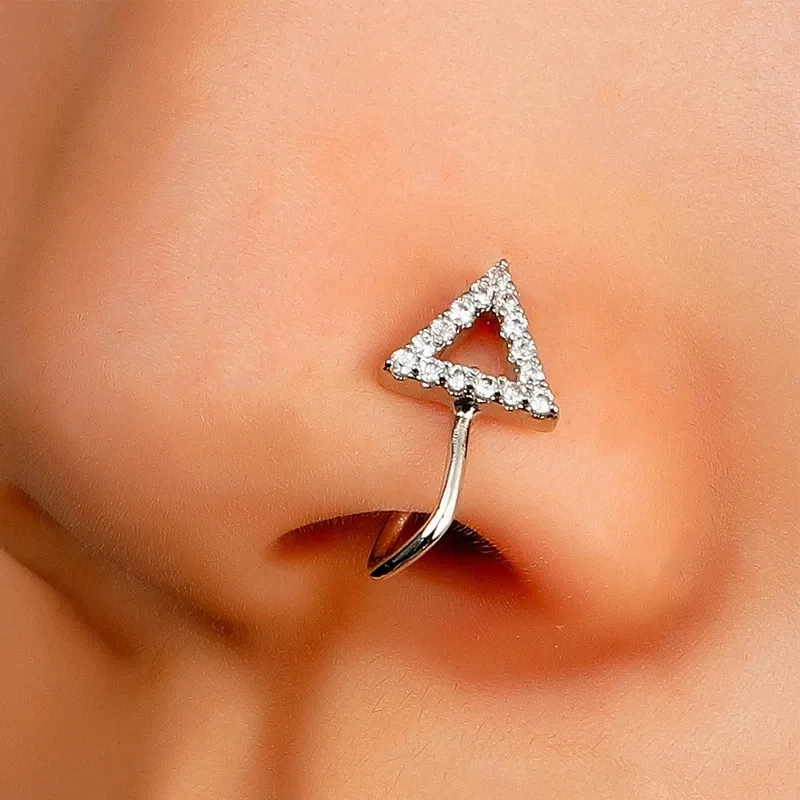 1pcs Crystal Triangle Fake Piercing Nose Ring C Formklämma kan också öronklippa Cuff Body Smycken