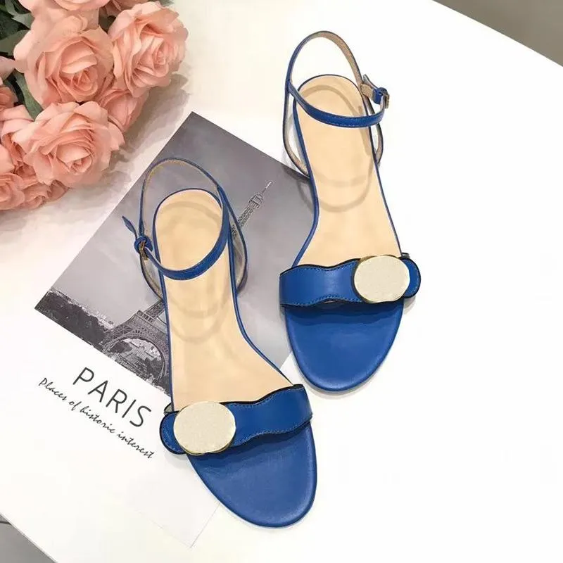2021 designers most fashionable design womens sandals metal buckle leather flat bottom size 34-41 comfortable luxury atmosphere