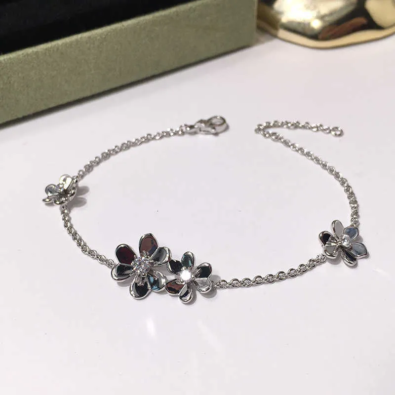 Merk Pure 925 Sterling Zilveren Sieraden Voor Vrouwen Zilveren Ketting Clover Armband Praty Bruiloft Sieraden Gouden Kleur Bloem Bracelet281d