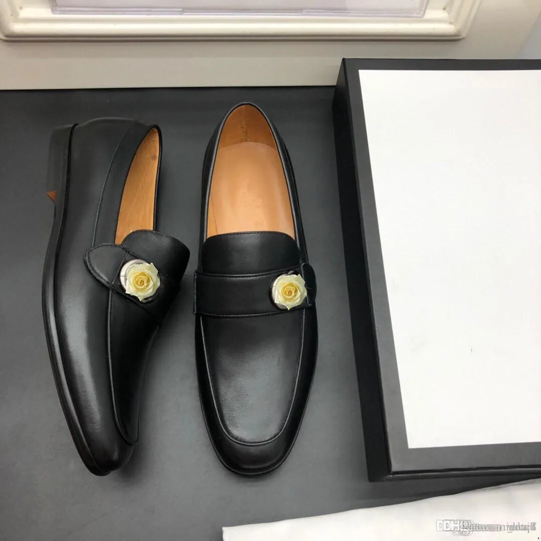 Sapatos de festa de l5 para homens Coiffeur sapatos de casamento homens elegante marca italiana patente de couro vestido sapatos homens formal sepatu deslizamento na pria 33