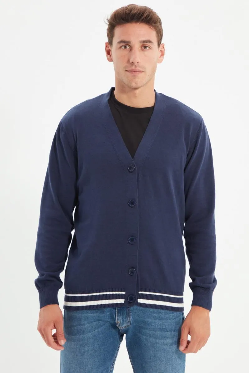 Men's Sweaters Trendyol Men 'S Regular Fit V-Neck Line Advanced 100 Cotton Cardigan TMNAW22HI0485