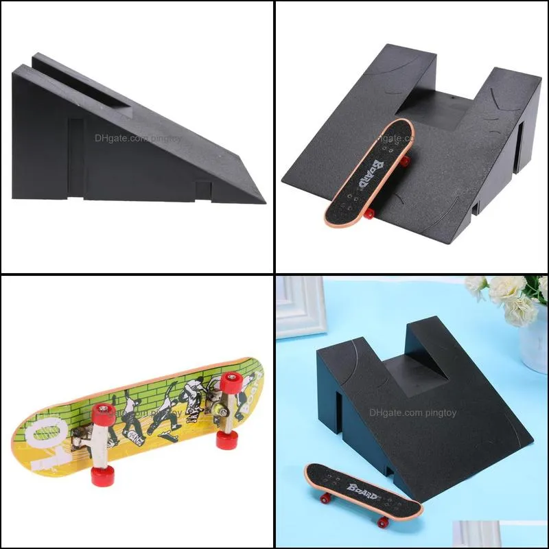 Training Games Finger Skating Board with Ramp Parts Track Kids Toys Mini Table Game Finger Skating Board Funny Toys