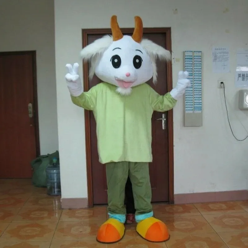 Festival Dress White Goat Mascot Costumes Carnival Hallowen Gifts Unisex Adults Fancy Party Games Outfit Holiday Celebration Cartoon Character Outfits