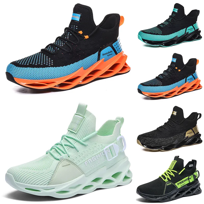 Mode Högkvalitativa män Running Skor Andningsbara Trainers Wolf Grå Tour Yellow Teals Triple Blacks Khakis Green Light Brown Bronze Mens Outdoor Sports Sneakers