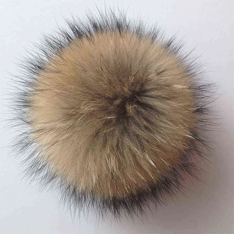 raccoon pompon1