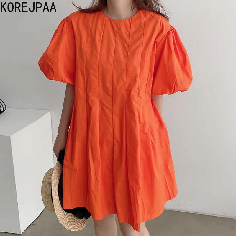 Korjpaa Kvinnor Klänning Sommar Koreanska Chic Girls Åldersreducerande Fast Färg Rund Neck Pläterad Design Lös Puff Sleeve Vestidos 210526