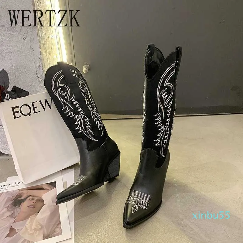 Moda em relevo Microfiber Leather Women Boots Ponto Toe Cowboy Boots Mulheres Botas at￩ o joelho Chunky