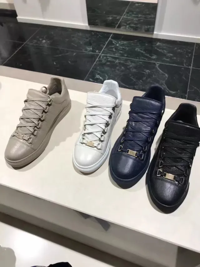 Partihandel Man Skor Ny stil Causal Skor Blå Skrynkligt Läder Sneaker Fashion Arena Low Cut Skor Designer Storlek 39-45