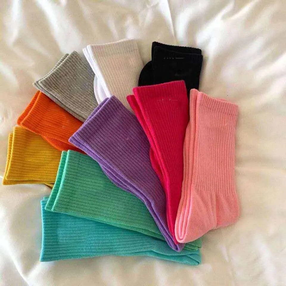 Chaussettes de sport femmes hommes école filles coton lâche court moyen long couleur Pure chaussette coloré Sox Designer mode WLL1096