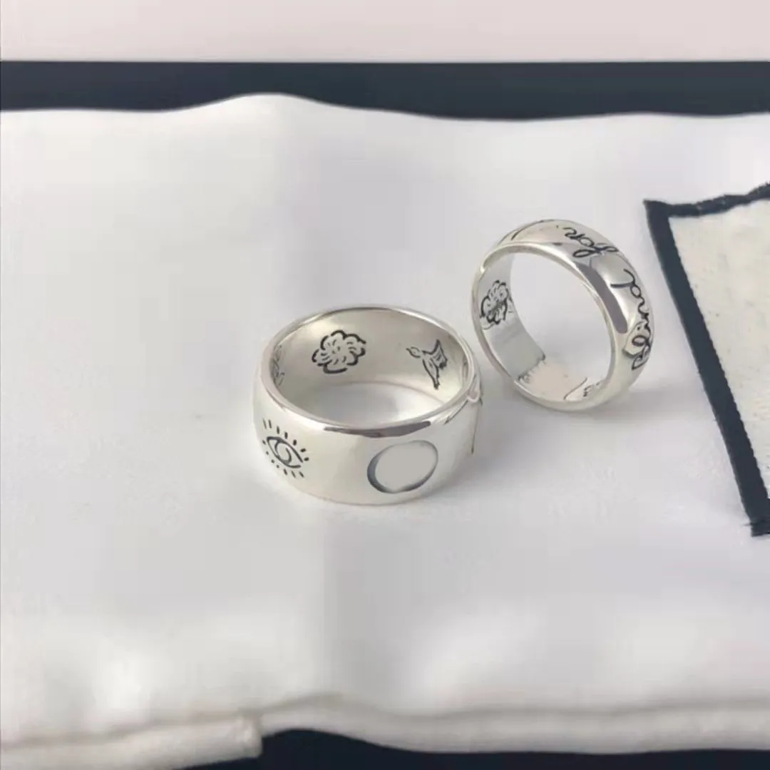 2021 Nuova fascia di moda anelli Silver Simple Coppia