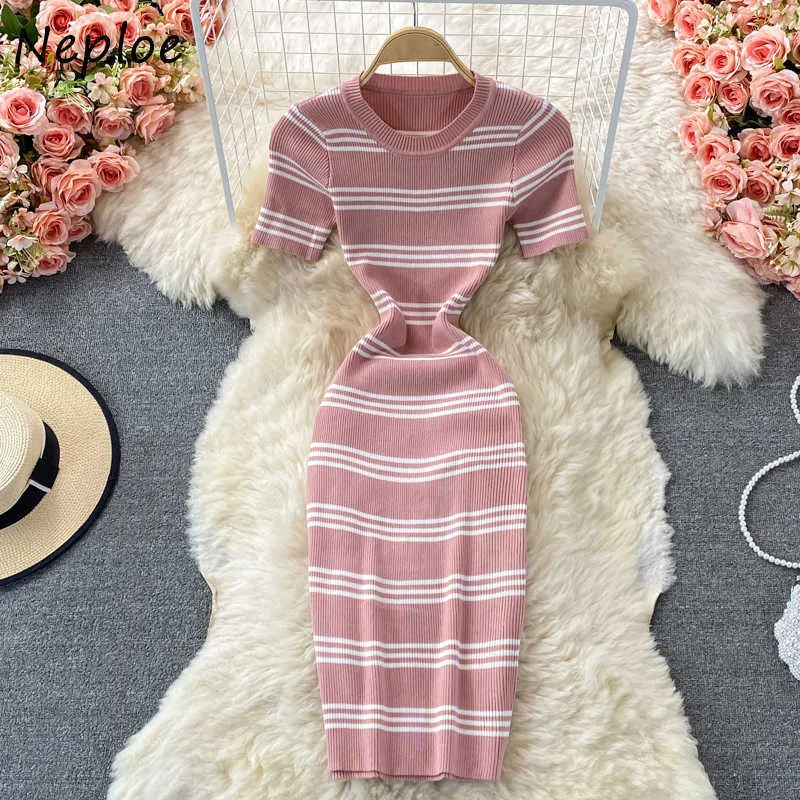 NEPLOE Elegant O-Neck Stripe Stickad Vestido Femme Kortärmad Slim Waist Bodycon Robe Kvinna Sumemr Nya Office Lady Dresses Y0726