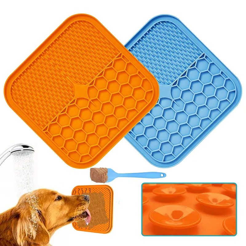 DogS Feed Bowls Feeders Silicone Dog Lick Mat Cat Puppy Slow Food Bowl Pets Feeding Pad Puppys Feeder With Sucker Pet IQ Treat Toy Angstverlichting ZL0353