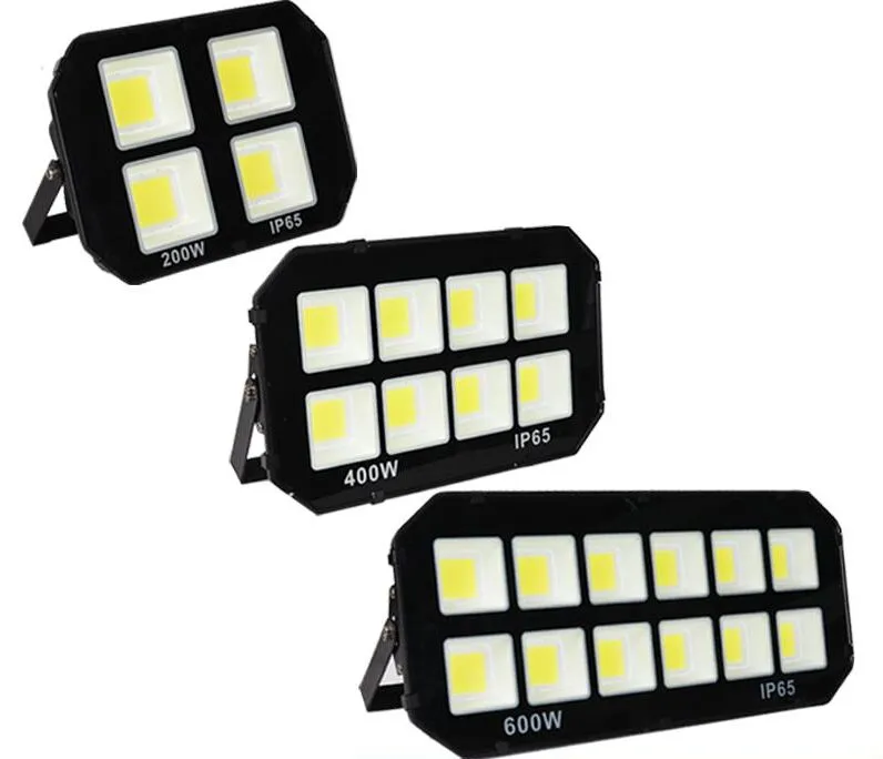 Luzes de inundação LED 600/500/400 / 300Woutdoor Refletores IP66 À Prova D 'Água Exterieur Espigas para Jardim Backyard Garage Playground