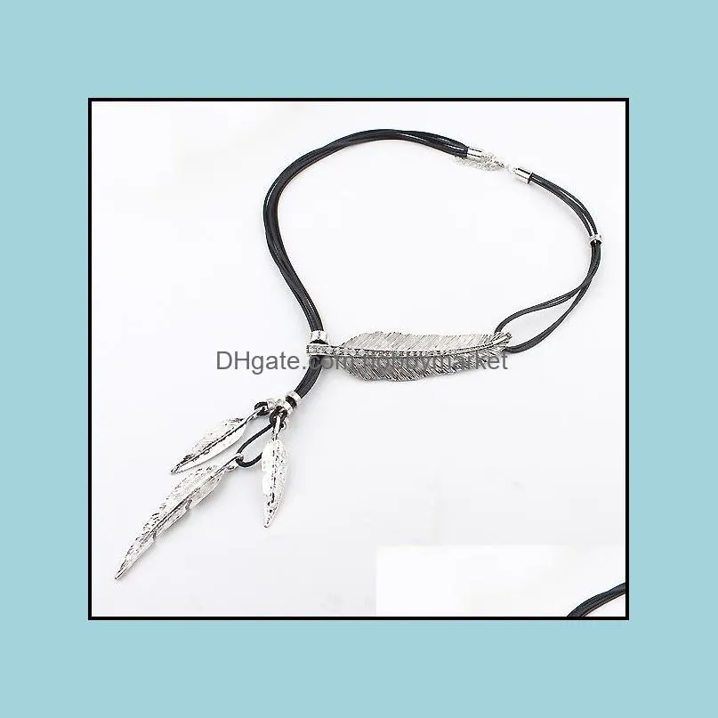 New Arrivals Fashion Rope Chain Feather Pattern Pendant Necklaces Bohemian Style Black statement necklace Jewelry For women Sweater