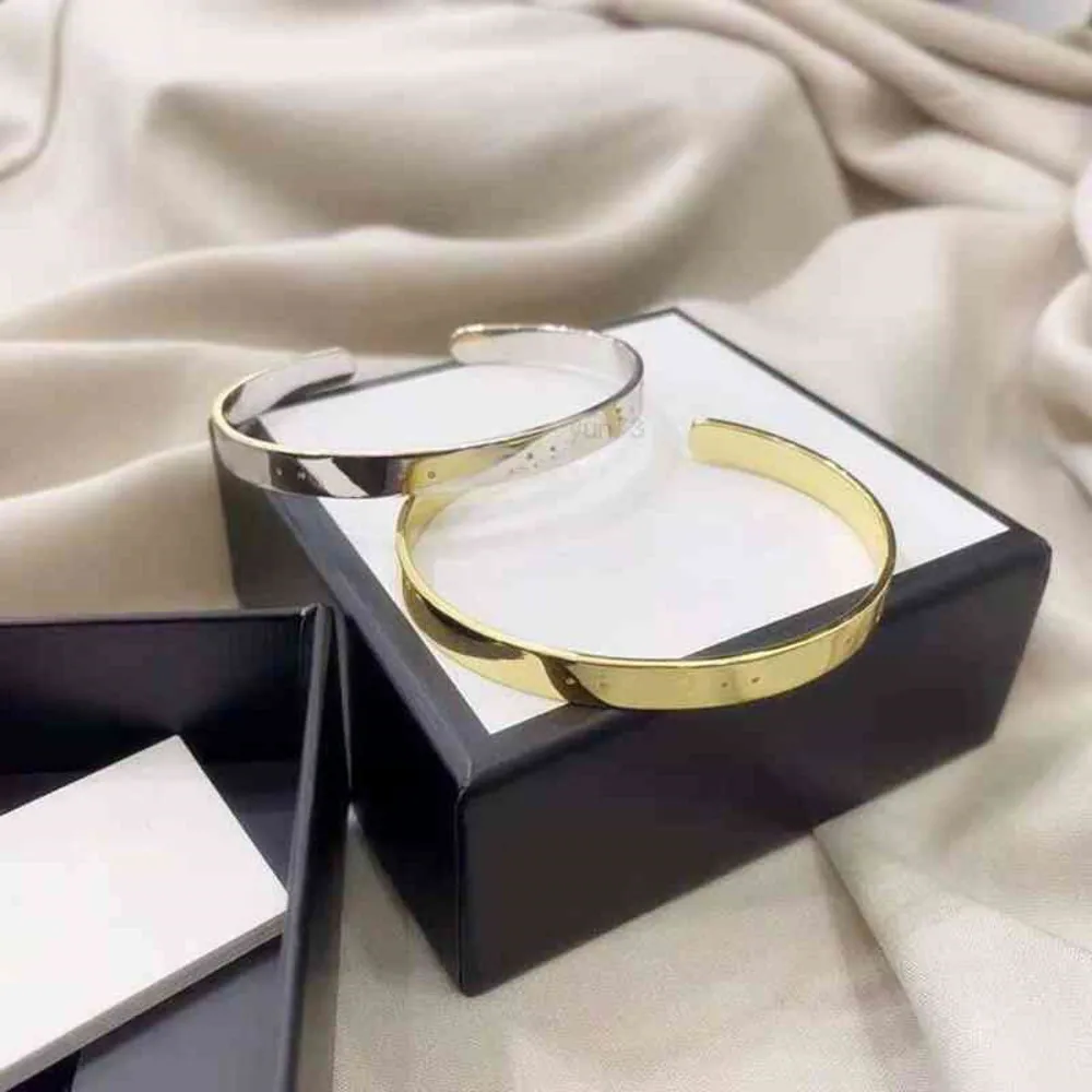Bracelet corps dur ouverture réglable bracelet simple haute qualité argent mode hommes et femmes couples