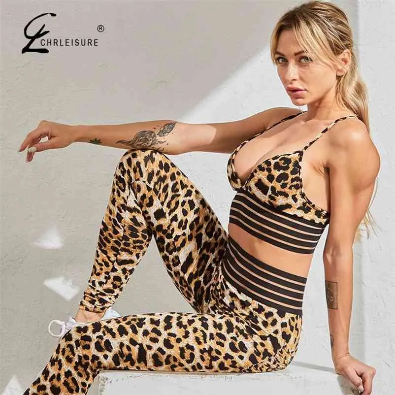 Impresso Moda Fitness Gym 2 Parte Set Mulheres Sexy Cobra Elástica Tracksuit Sportswear Think Soft Workout Sutiã e Leggings Conjunto 210727