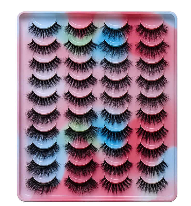 Handmade Reusável 3D Mink Fake Eyelashes Macio Vívido Vívido Grosso Natural Falso Cílios Extensões Multilayer Color Eyelash Bandeja 4 Modelos DHL