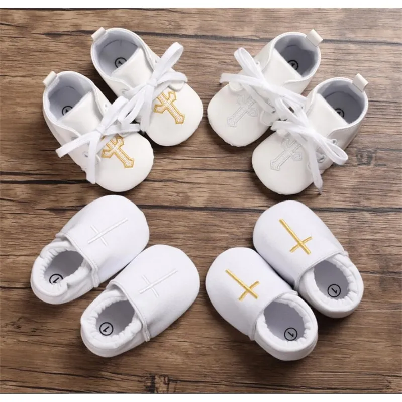 Baby Girls Baby Boys Cross Dop Chopening Elastic Closure Skor Premium Soft Sole Spädbarn Prewalker Toddler Sneaker Skor 210317