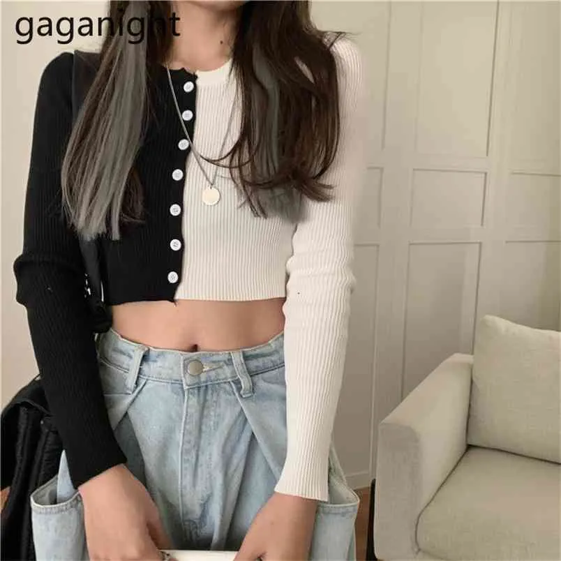 Seksowne kobiety Crop Tshirt Z Długim Rękawem Dzianiny T Shirt Single Breasted Chic Koreański Wiosna Hit Kolor Outwear Topy 210601