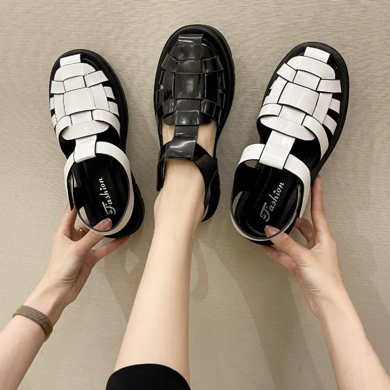Letnie sandały damskie czarne buty damskie Baotou Buty Baotou Buty na zewnątrz Flat do założenia i zdejmowania