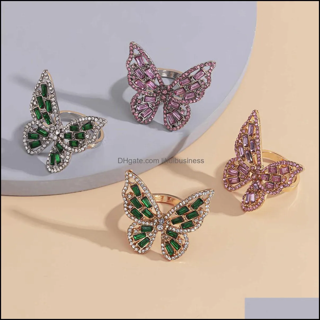 European and American fashion jewelry inlaid with rhinestones three-dimensional butterfly simple temperament ring for female Y0611