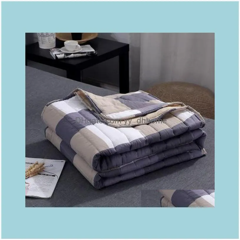 New Simple Fashion Air Conditioning Quilt Bedspread Soft Throw Blanket Summer Stripe Plaid Comforter Bed Cover1