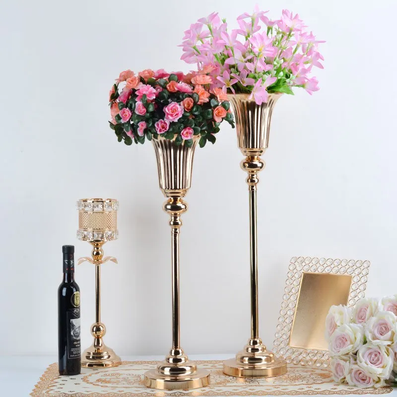 nouveau modèle Métal Bougeoirs Fleurs décoration Vase Chandelier Route Plomb Candélabre Centres De Table Mariage porps Décoration De Noël