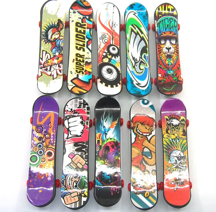 Lernspielzeug für Kinder Großhandel Fingerneuheitsspielzeug Mischfarbe 9,5 cm Kunststoff-Finger-Skateboard DHL