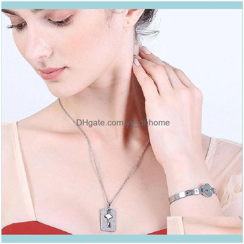 Newly Gift Fashion Concentric Lock Key Titanium Steel Jewelry Bracelet Necklace Couple Sets