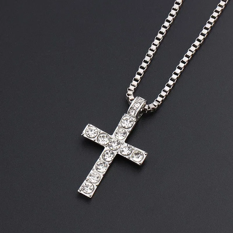 2021 Hip Hop Jesus Cross Pingente Colar para Homens Mulheres Moda Jóias Bling Strass Cristal Cruz Colar