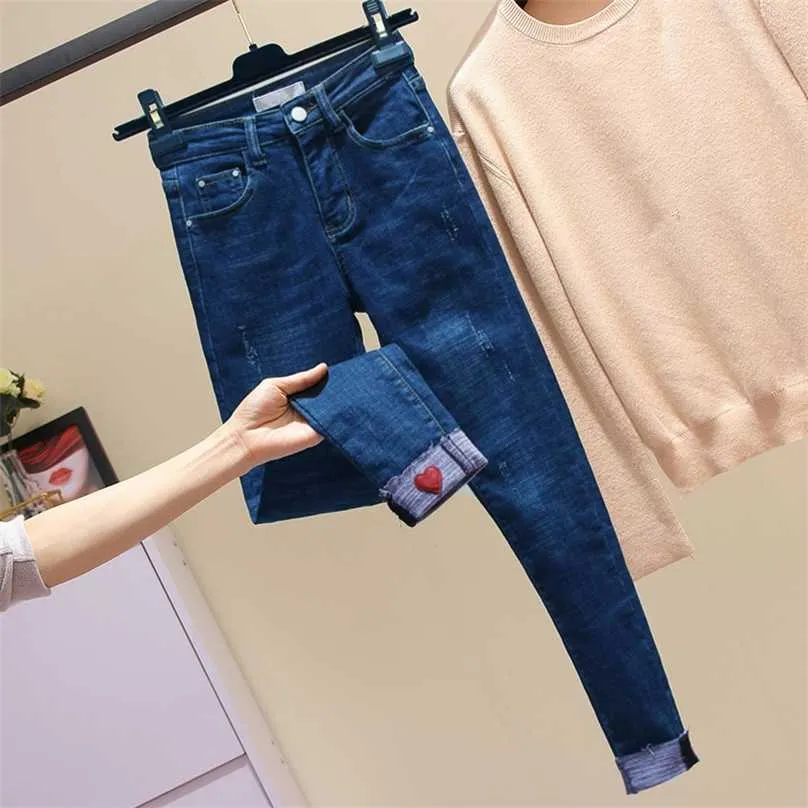 Dünne elastische Jeans Bleistift Frau Manschetten Jeans Herzförmige Patch Frauen Mode mittlere Taille feminina knöchellange Hosen 211112