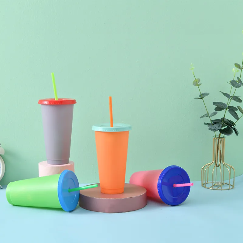 Colors Changing Cups Candy Color Drinks Tumblers Straws Water Bottle Reusable cold drink cup magic Coffee mug sea sending T9I001196