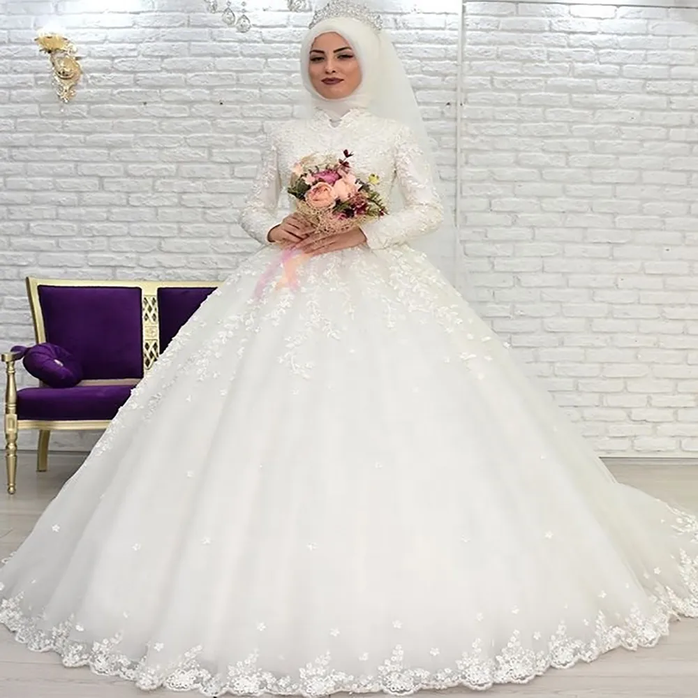 Muslim Brides Who Choose Their Wedding Dress--Shameless