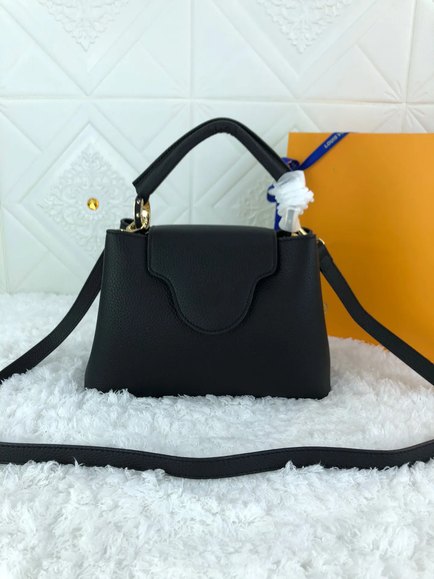 2022 luxury brand Leather Ladies Top sheepskin classic Flap Bag Shoulder Bag Handbag