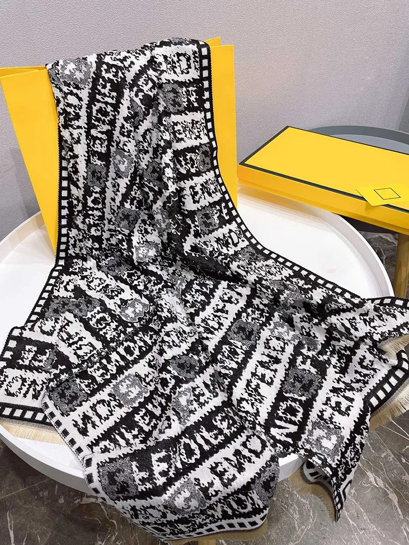 Luxurys designers lenço homens e mulheres inverno escava quente letra padrão xalés de moda xaile alta qualidade